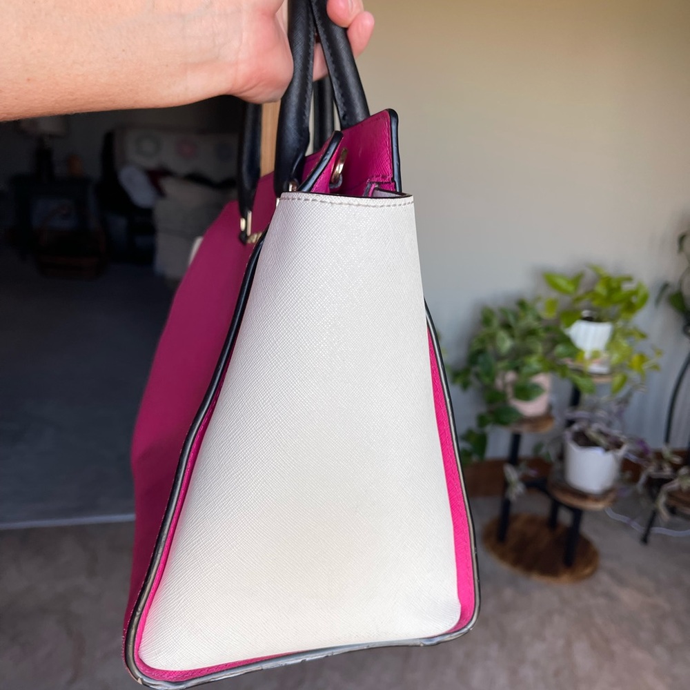 Michael Kors Selma Purse - Picture 6 of 6